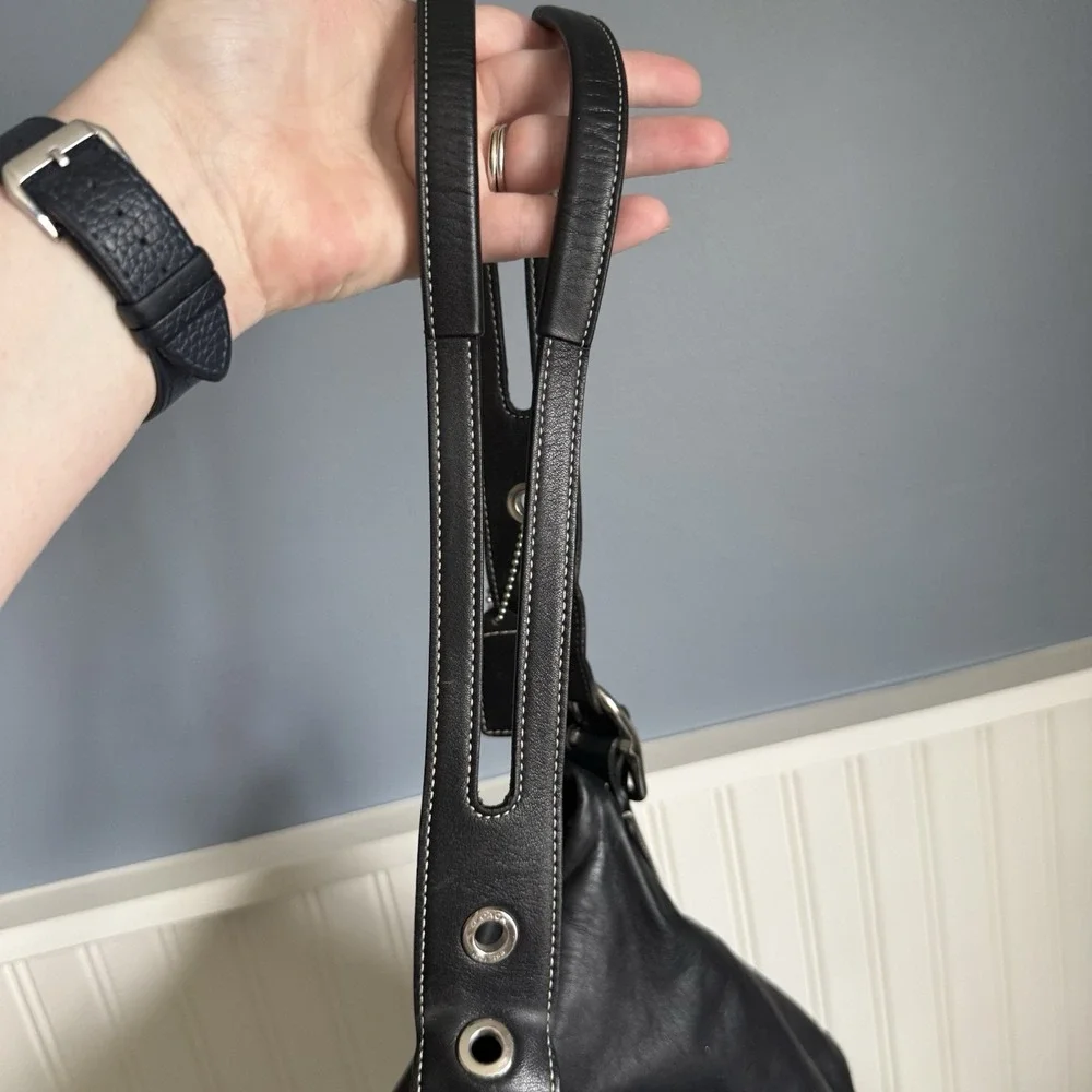 Vintage COACH BLACK East/West Soft Leather Duffle TASSEL Hobo Shoulder Bag Purse